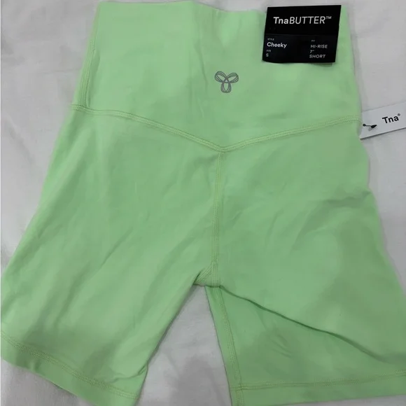 TNA Butter 7” Shorts Fresh Mint Green - Picture 2 of 3